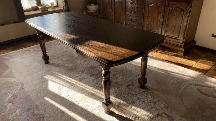 eettafel met 6 stoelen in Franse eik, Huis en Inrichting, Complete eetkamers, Zo goed als nieuw, 6 tot 8 stoelen, Ophalen