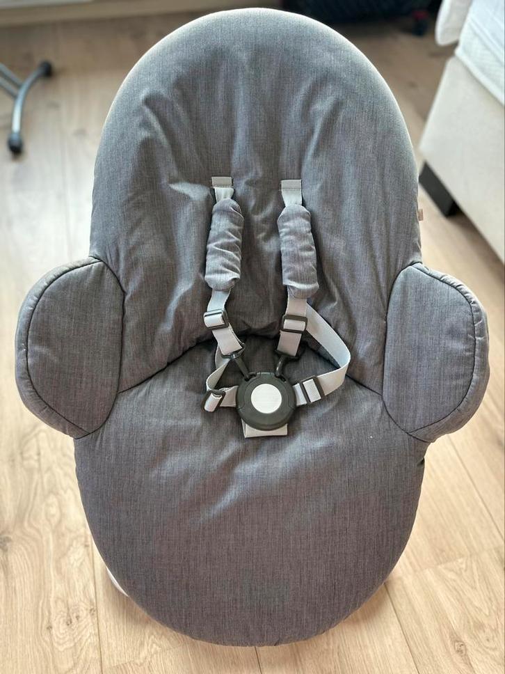 Stokke Steps bouncer/wipstoel wit/donkergrijs, Kinderen en Baby's, Wipstoeltjes, Wipstoel, Ophalen
