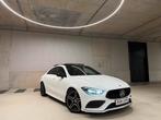 MERCEDES-BENZ CLA180/AMG/NIGHT/PANO/CAMERA/SFEER/GARANTIE, Auto's, Alcantara, Wit, 1332 cc, ABS