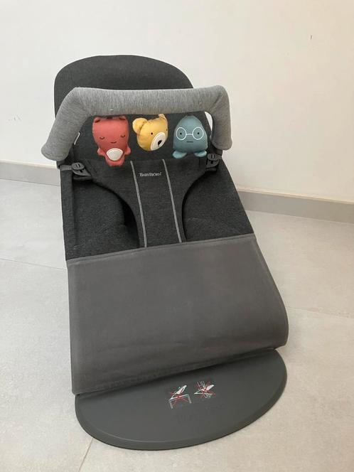 Babybjörn Bliss jersey 3D wipper met speelboog, Kinderen en Baby's, Wipstoeltjes, Zo goed als nieuw, Ophalen of Verzenden