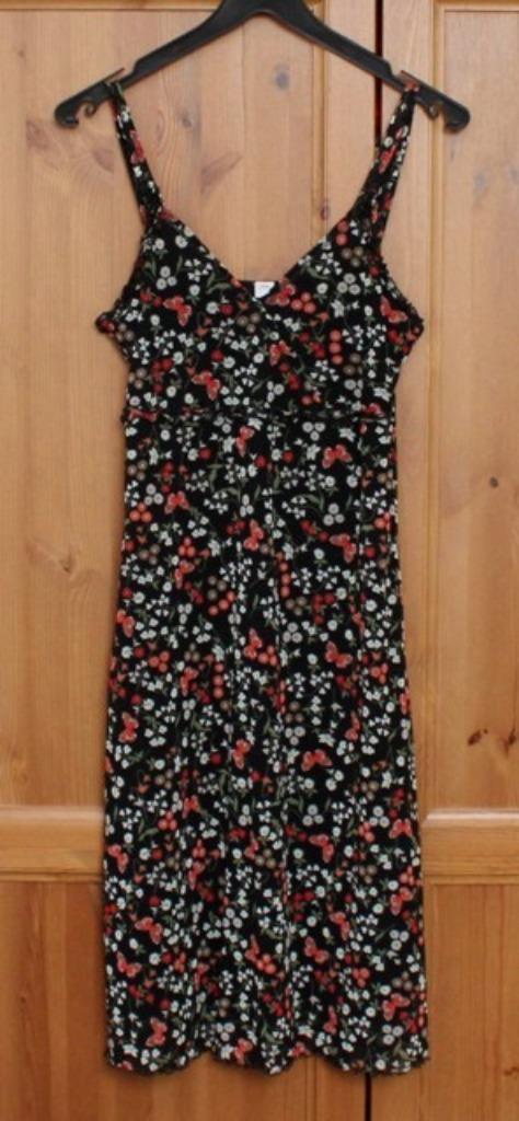 Zwart jurkje van s.Oliver (maat 36), Kleding | Dames, Jurken, Zo goed als nieuw, Maat 36 (S), Zwart, Boven de knie, Ophalen of Verzenden