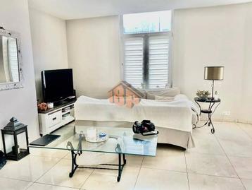 Immeuble te koop in Forest, 295 m², Maison individuelle, 201 kWh/m²/an