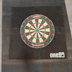 One80 dartbord + surround + Bull's mat, Sport en Fitness, Ophalen, Zo goed als nieuw, Dartbord