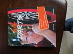 boek just darts, Ophalen of Verzenden, Zo goed als nieuw