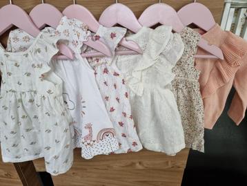zomerkleedjes + trui baby maat 62 beschikbaar voor biedingen