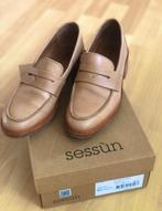 Moccasins van Sessun in echt leder maat 38, Vêtements | Femmes, Chaussures, Enlèvement ou Envoi, Comme neuf, Chaussures basses