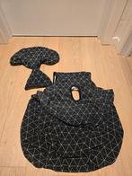 Autostoelhoes van Ukje voor maxicosi Pearl, Ophalen