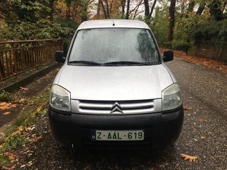 Berlingo 2.0hdi GEKEURD+carpass, Auto's, Bestelwagens en Lichte vracht, Bedrijf, Te koop, Citroën, Diesel, Zilver of Grijs, Testrit aan huis