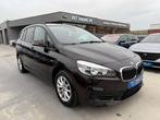 BMW 2 Serie Tourer 216 D GRAN NAVIGATIE 7 ZETELS BLUETOOTH L, Auto's, 116 g/km, Stof, Gebruikt, Bruin