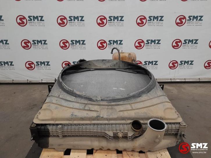 Occ radiateur + intercooler + vase d'expansion Vol, Autos : Pièces & Accessoires, Pièces camion, Volvo, Moteur et Accessoires