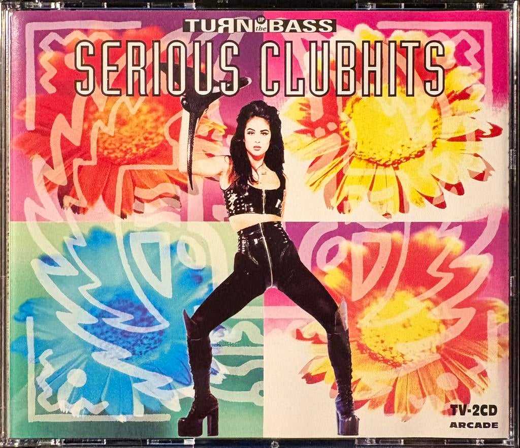 SERIOUS CLUBHITS : Turn Up The Base, Cd's en Dvd's, Cd's | Dance en House, Ophalen of Verzenden, Zo goed als nieuw, Drum and bass