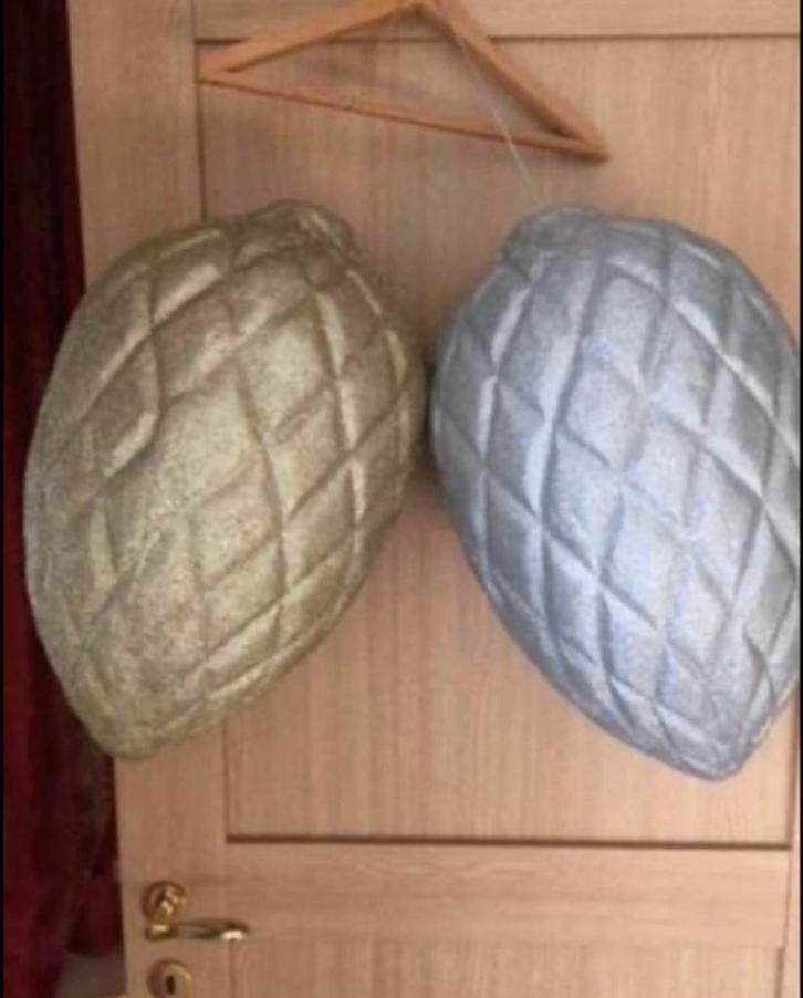 Zeer grote gouden en zilveren kerstversiering, Diversen, Kerst, Zo goed als nieuw, Ophalen