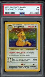 Dragonite Holo PSA 7 - 4/62 - Fossil 1999, Hobby en Vrije tijd, Verzamelkaartspellen | Pokémon, Ophalen of Verzenden, Zo goed als nieuw