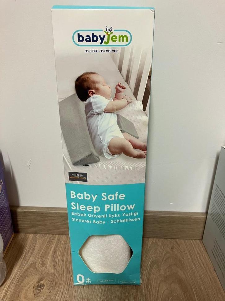 Coussin de couchage latéral pour bébé. Utile pour le reflux, Livres, Grossesse & Éducation, Neuf, Enlèvement