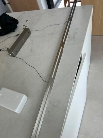 Mooie ledlamp voor boven eettafel beschikbaar voor biedingen