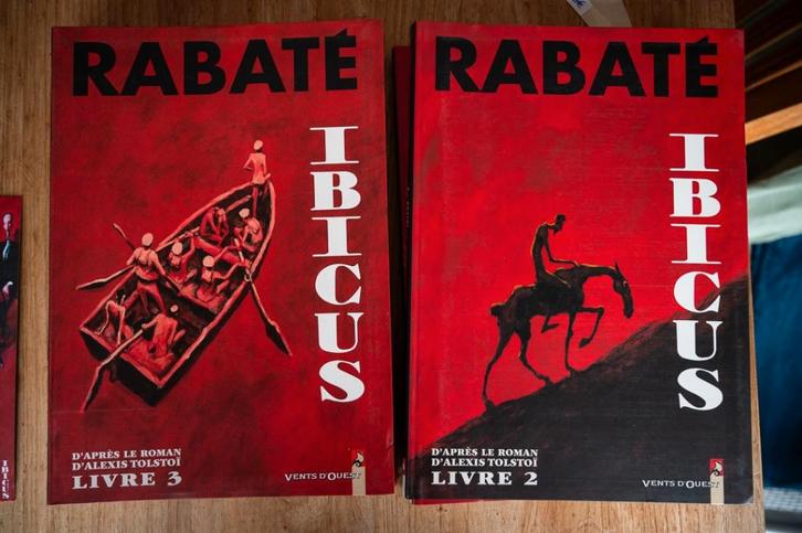 Ibicus Rabaté, tomes 1 à 4 en EO + 4 marque-pages, Boeken, Stripverhalen, Zo goed als nieuw, Complete serie of reeks, Ophalen of Verzenden