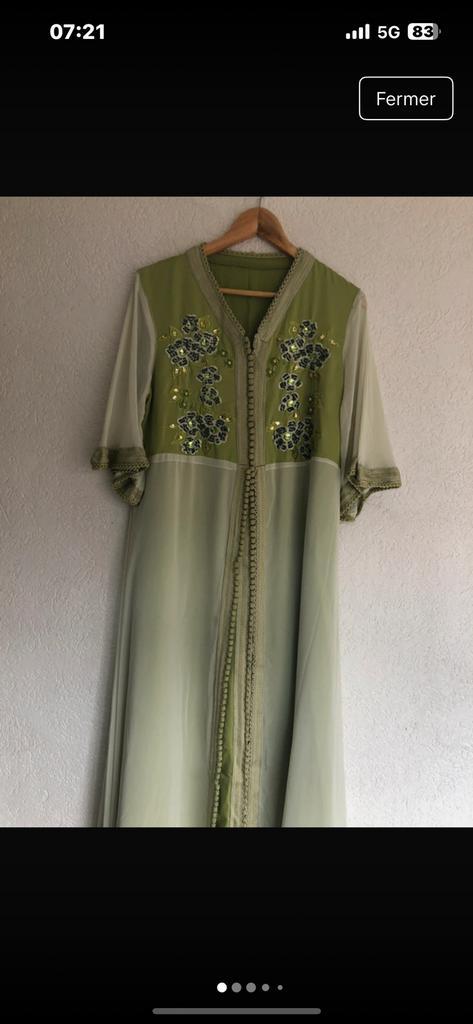 Jolie caftan /robe marocaine verte, Kleding | Dames, Gelegenheidskleding, Gedragen, Maat 42/44 (L), Ophalen of Verzenden