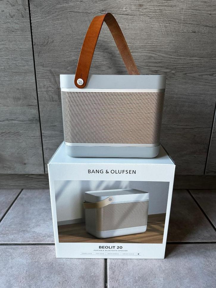 B&0  Beolit 20, Audio, Tv en Foto, Luidsprekerboxen, Zo goed als nieuw, Complete surroundset, 120 watt of meer, Overige merken