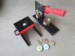 TECRE 38mm buttonmachine voor maken van buttons of magneten, Ophalen