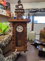 paardjesklok, Ophalen