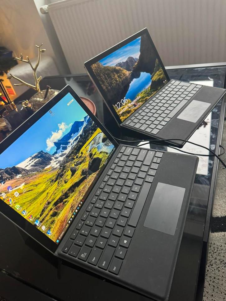 Surface Pro 5 (2 stuks), Computers en Software, Windows Laptops, Gebruikt, 14 inch, SSD, 2 tot 3 Ghz, 8 GB, Qwerty, Met touchscreen