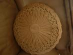 Handgemaakt kussen, Huis en Inrichting, Woonaccessoires | Kussens, Ophalen of Verzenden, Gebruikt, Beige, Rond