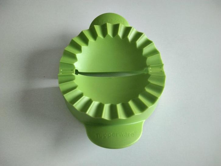 Vorm voor pantoffel of ravioli 13 cm/Tupperware, Huis en Inrichting, Keuken | Tupperware, Nieuw, Overige typen, Groen, Ophalen of Verzenden