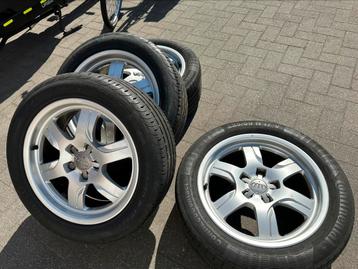 Audi velgen/17inch/ banden perfect beschikbaar voor biedingen
