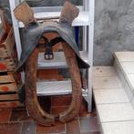 Vintage paarden gareel, Enlèvement