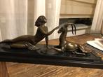 elegant bronzen beeld vrouw amazone met hinde antilope, Ophalen of Verzenden