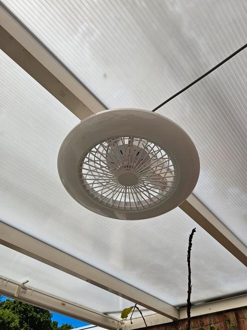 Plafondventilator met lamp, RGB verlichting, Elektronische apparatuur, Ventilatoren, Zo goed als nieuw, Plafondventilator, Ophalen