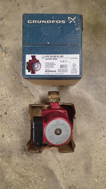 Circulateur Grundfos UPS 25-80 N 180, Enlèvement ou Envoi, Neuf