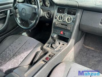 SLK R170 interieur delen stoel deurpaneel dashboard kast  beschikbaar voor biedingen
