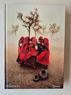 Steve McCurry - Voorbij de camera, Boeken, Kunst en Cultuur | Fotografie en Design, Ophalen of Verzenden, Zo goed als nieuw, Fotografie algemeen