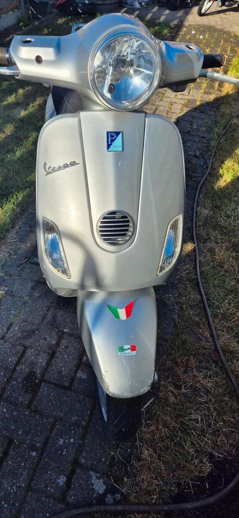 vespa piaggio 50cc, Fietsen en Brommers, Scooters | Vespa, Gebruikt, Ophalen