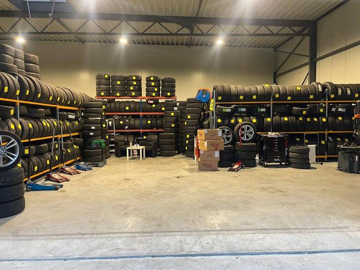 Tweedehands Banden 0493332228, Autos : Pièces & Accessoires, Commande, Enlèvement ou Envoi