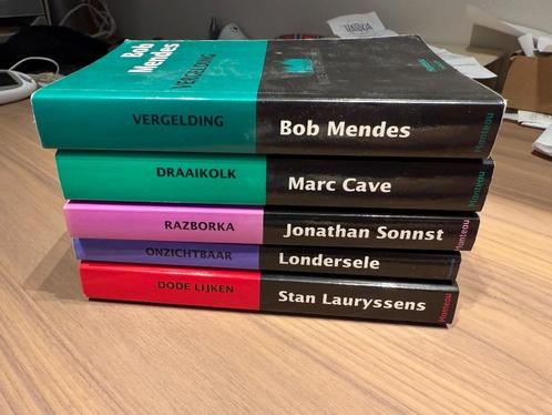 Misdaad - Made in Vlaanderen (5 thrillers), Boeken, Thrillers, Gelezen, België, Ophalen
