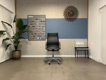 Vitra | Eames | EA119 | Zwart leder | 1x beschikbaar voor biedingen