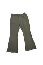 Trainingsbroek kleur kaki - medium - brede pijpen - nieuw, Kleding | Dames, Homewear, Maat 38/40 (M), Overige kleuren, Primark