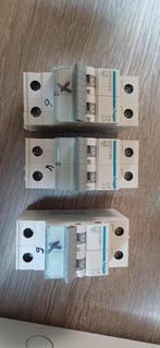 Elektriciteitskast + miniatuurcircuit + TRANSFORMATOR, Ophalen of Verzenden, Zo goed als nieuw