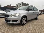 Skoda Fabia Fabia SW 1.2i *12 mois de garantie* (bj 2014), Euro 5, Stof, Gebruikt, 1198 cc