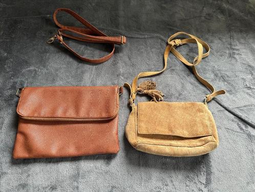 Bruine tas/etui 30x21cm + Kdo-tas „cognac”, Handtassen en Accessoires, Tassen | Damestassen, Gebruikt, Schoudertasje, Bruin, Ophalen of Verzenden