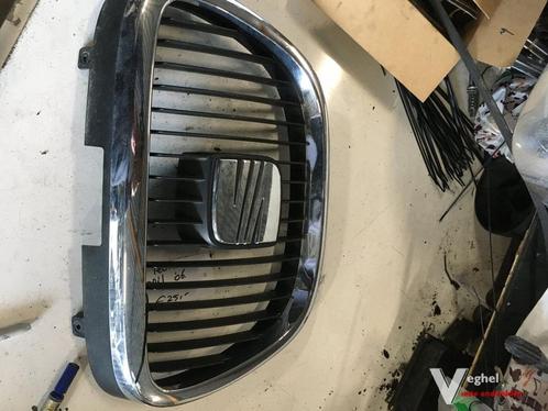 Seat Leon 1.6 16v 2006 Grille, Auto-onderdelen, Overige Auto-onderdelen, Gebruikt, Ophalen of Verzenden