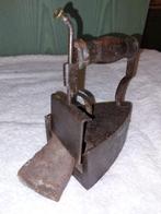 oud ijzeren strijkijzer, jaren 1800-1900, Antiek en Kunst, Ophalen of Verzenden