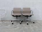 VITRA EAMES EA117 LEDEREN BUREAUSTOEL, 8X, Verzenden, Zo goed als nieuw, Bureaustoel
