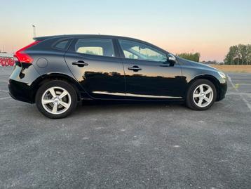 VOLVO V40 ECO KINETIC, Achat, Euro 6, Boîte manuelle, Noir