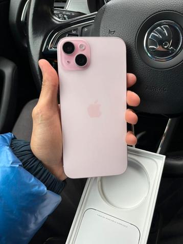 iPhone 15 Plus rose 128gb + garantie  disponible aux enchères