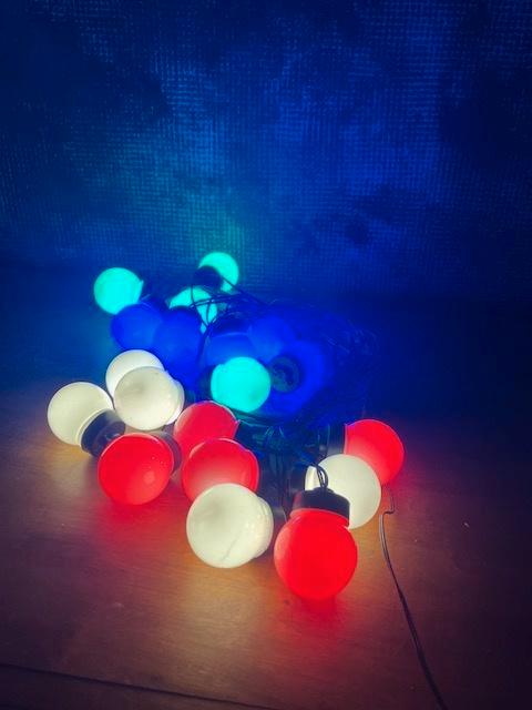 PARTYLIGHT 20 AMPOULES DE 9,5 MÈTRES, 1 X USAGÉE., Musique & Instruments, Lumières & Lasers, Comme neuf, Lumières, Couleur, Enlèvement ou Envoi