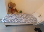 Ikea bed met matras, Huis en Inrichting, Slaapkamer | Complete slaapkamers, Ophalen of Verzenden, Zo goed als nieuw