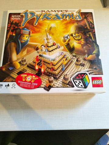 Lego pyramide gezelschapspel